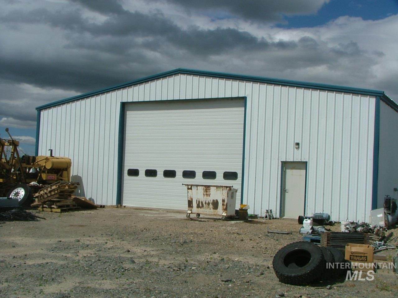 921-941 John Day Hwy - Photo 1