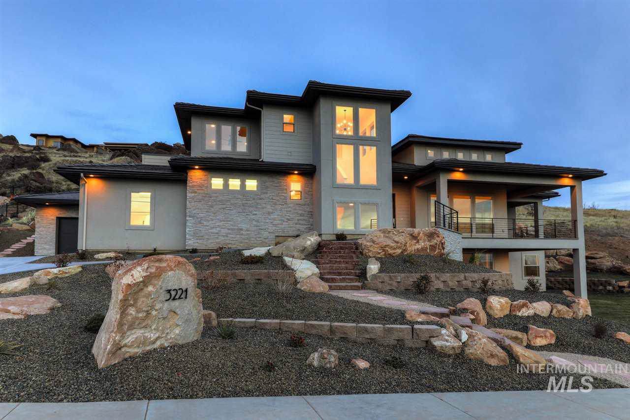 3221 Birdsong Crt - Photo 1