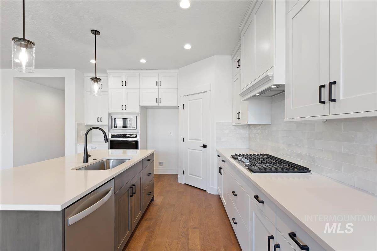11328 Campanula Dr - Photo 1