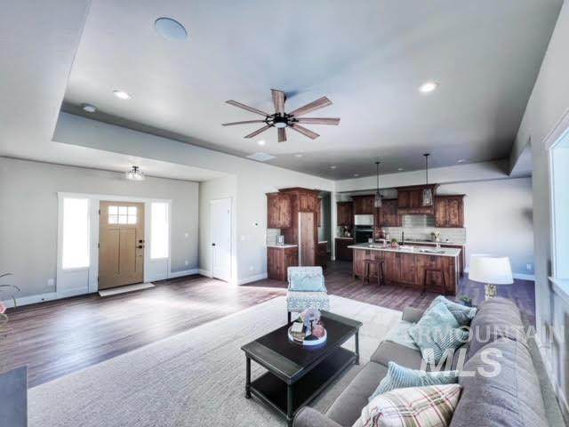 1010 Trapper Peak Road - Photo 1
