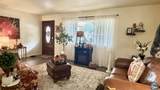 305 E St - Photo 4
