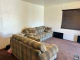413 Giles Ave - Photo 5