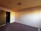 827 Scott Ave - Photo 3