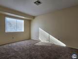 1038 8th St - Photo 12