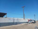 398 Broadway Ave - Photo 3