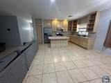 617 W Oregon St - Photo 5