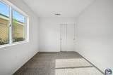 1064 Ea B St - Photo 7