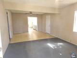312 Giles Ave - Photo 2