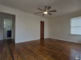 1018 Commercial Ave - Photo 2