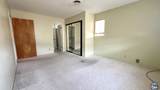 1056 18th St - Photo 3