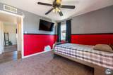 619 E St - Photo 17