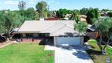 2330 Wensley Ave - Photo 3