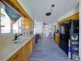 561-561 1/2 Orange Ave - Photo 4