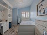 1013 Zapata St - Photo 10