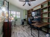 1013 Zapata St - Photo 12