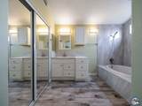1013 Zapata St - Photo 16