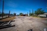 1674 I St - Photo 4