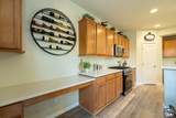 687 Jewel St - Photo 14
