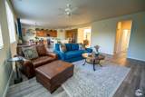 687 Jewel St - Photo 15