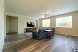 687 Jewel St - Photo 16