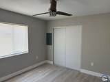 657 Vine St - Photo 3