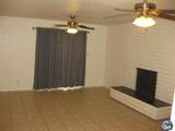 1661 Yucca Dr - Photo 2