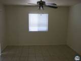 1661 Yucca Dr - Photo 4