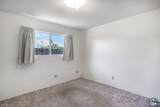 944 Chestnut Ave - Photo 13