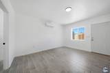 1077 Wozencraft St - Photo 10