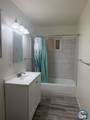 711 Walnut St - Photo 9