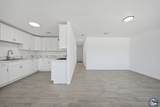 1077 Wozencraft St - Photo 15