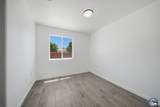 1077 Wozencraft St - Photo 16