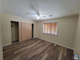 1099 Walnut St - Photo 11