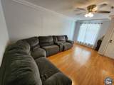 1215 Ivy St - Photo 3