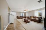 51 Hawk St - Photo 4