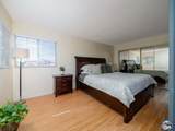 889 Jennifer St - Photo 22