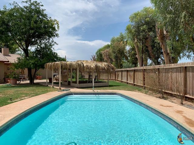 182 Julia Dr - Photo 1