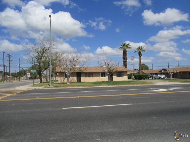 301 Main - Photo 1