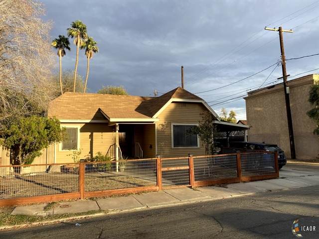1115 6Th St - Photo 1