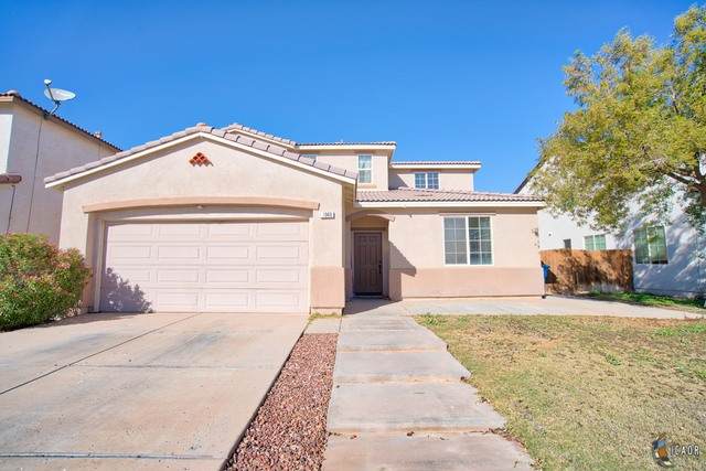 1040 Desertview Ave - Photo 1