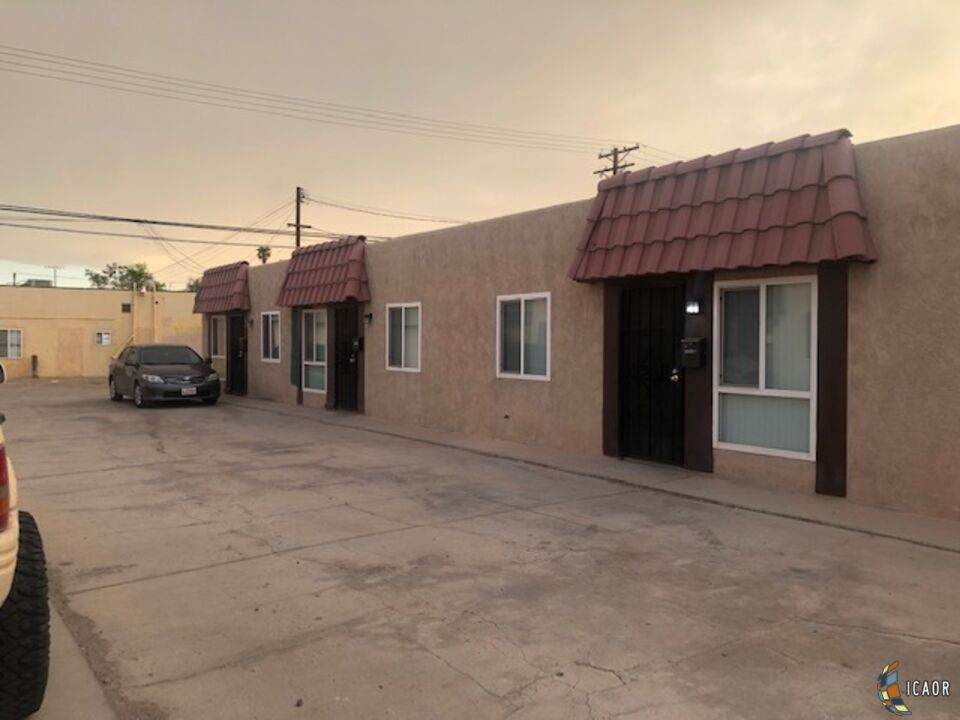 1251 State St - Photo 1