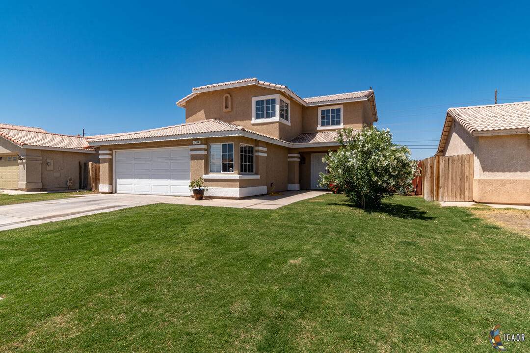 2355 Brushwood Ave - Photo 1