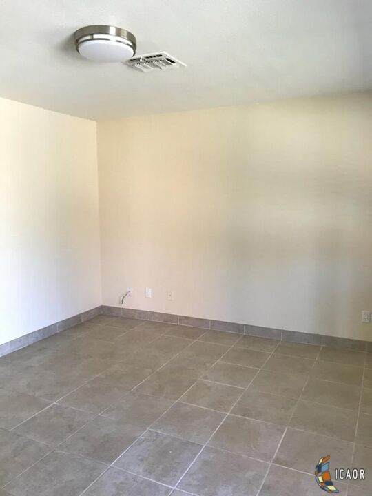 454 Olive Ave - Photo 1