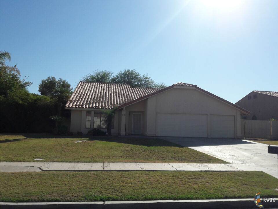 1593 22nd St - Photo 1