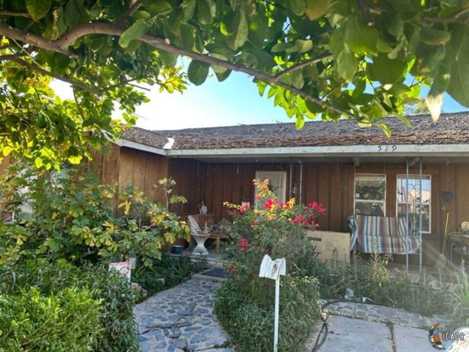 519 Imperial Ave - Photo 1