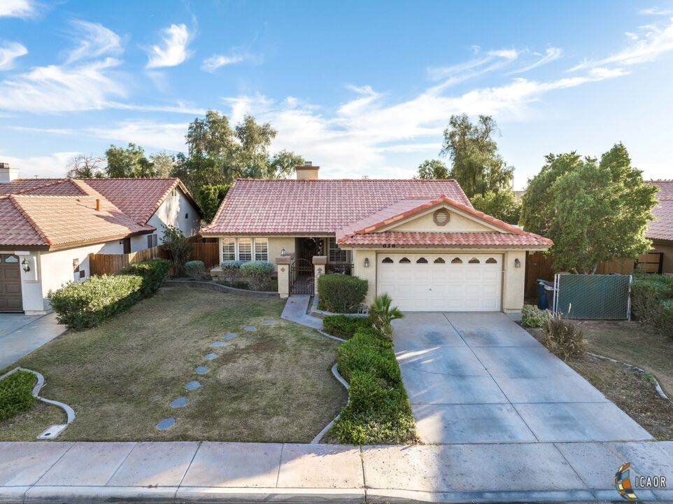 616 Lantana Ln - Photo 1