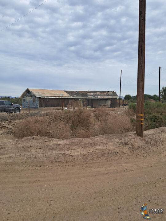7905 Luna Rd - Photo 1