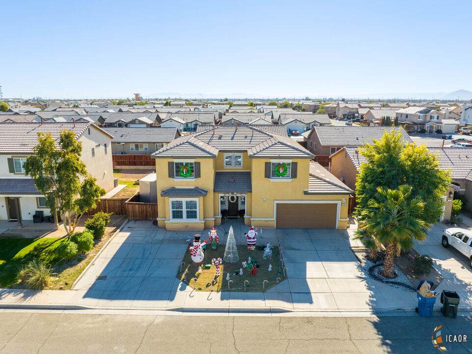 263 Fonzie Ave - Photo 1