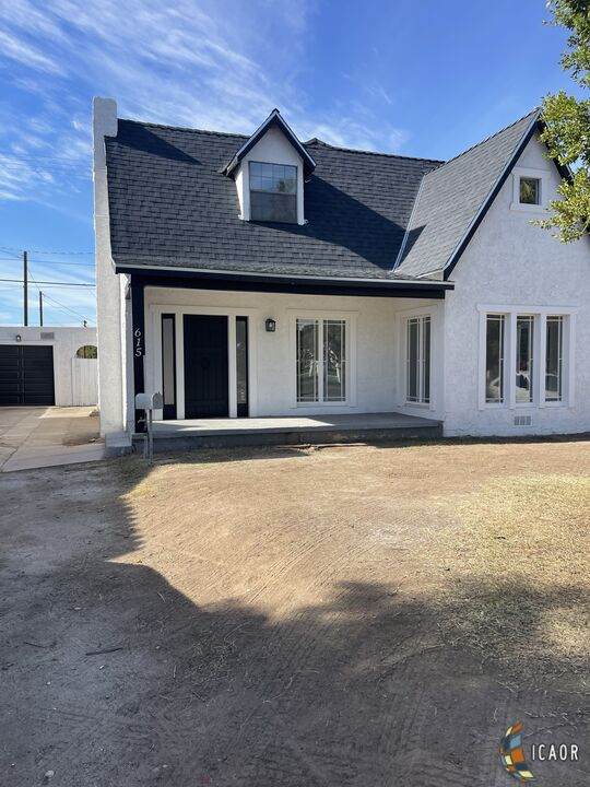 615 Imperial Ave - Photo 1