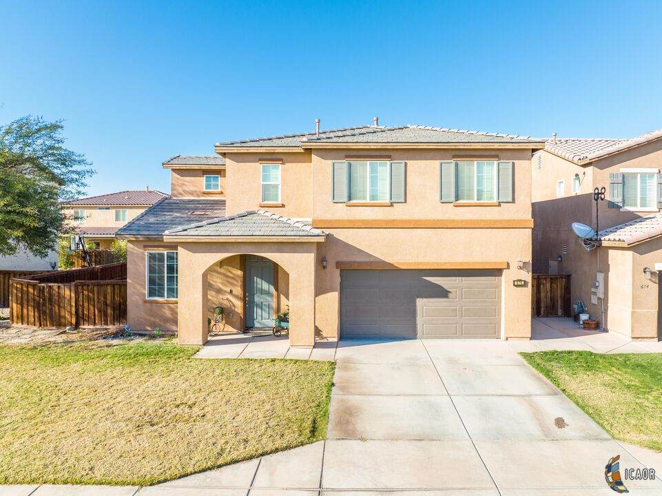 676 Las Dunas St - Photo 1